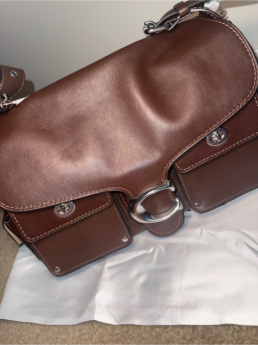 Coach Brown Leather Shoulder Bag with Silver Hardware - Picture 4 of 9